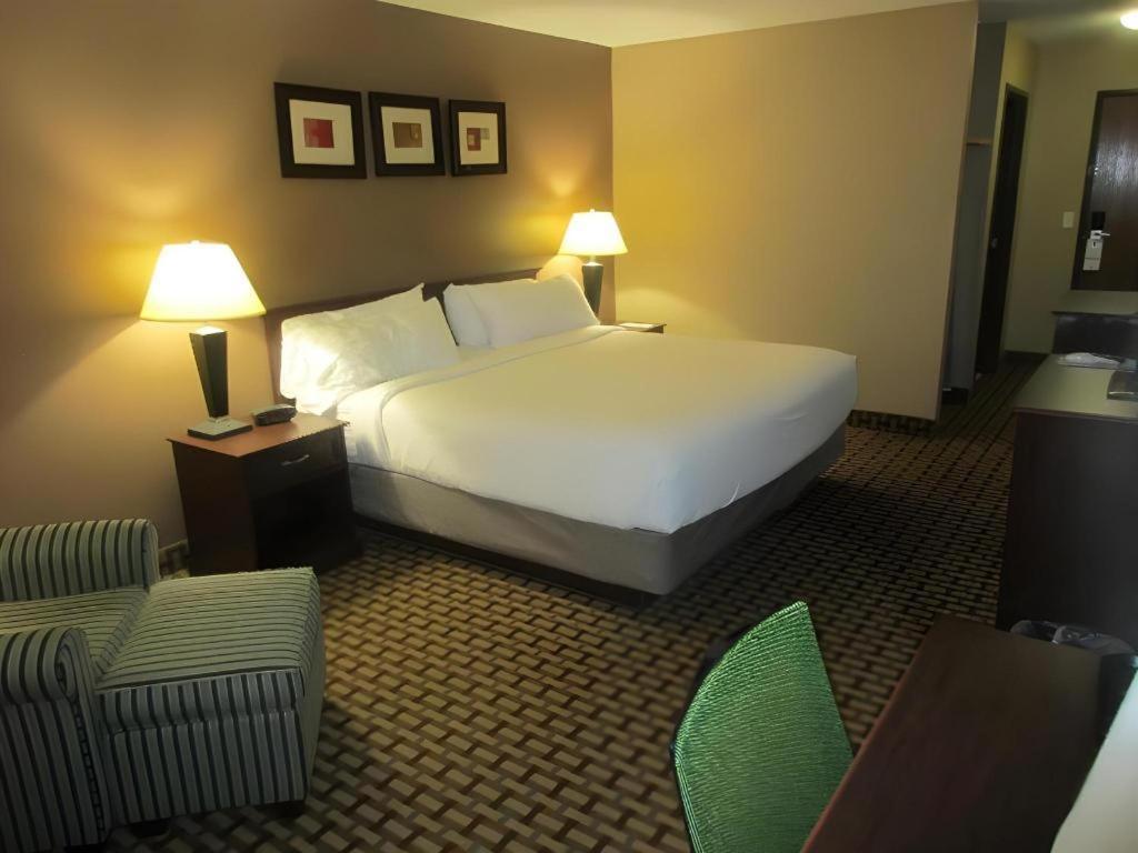 Holiday Inn Express O'Neill By Ihg Buitenkant foto