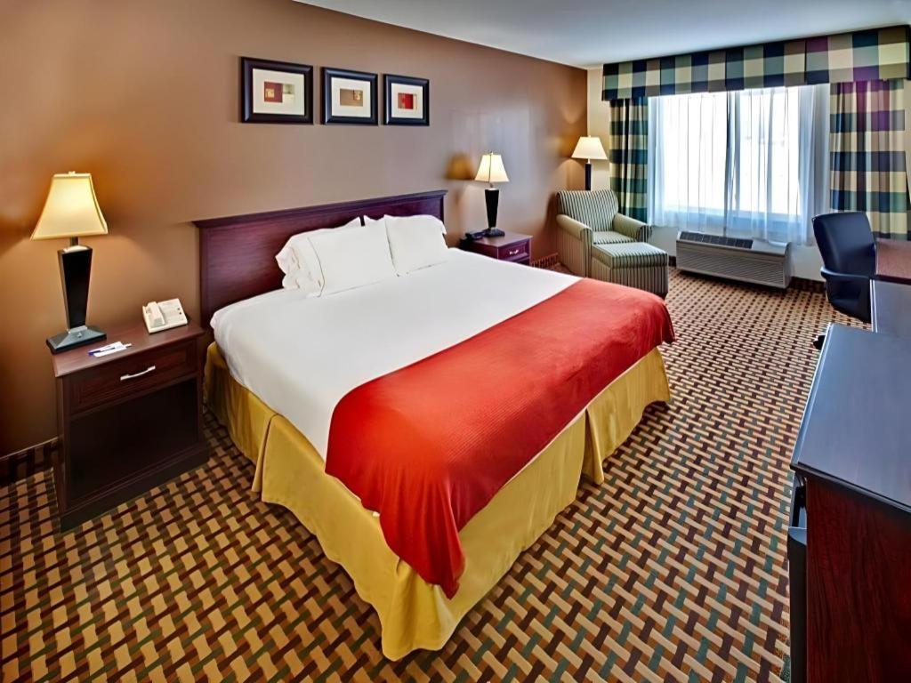 Holiday Inn Express O'Neill By Ihg Buitenkant foto